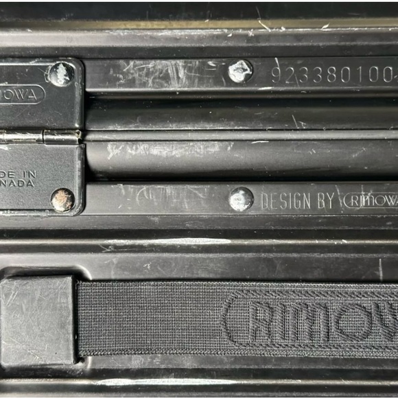 RIMOWA STEALTH ALUMINUM BEAUTY CASE TOPAS BLACK - Picture 7 of 10